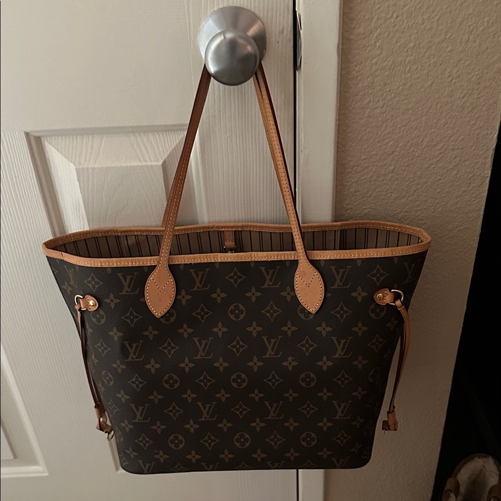 Louis Vuitton Monogram Tote in Brown with Tan Trim